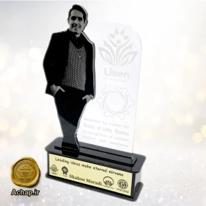 تندیس حکاکی آدم